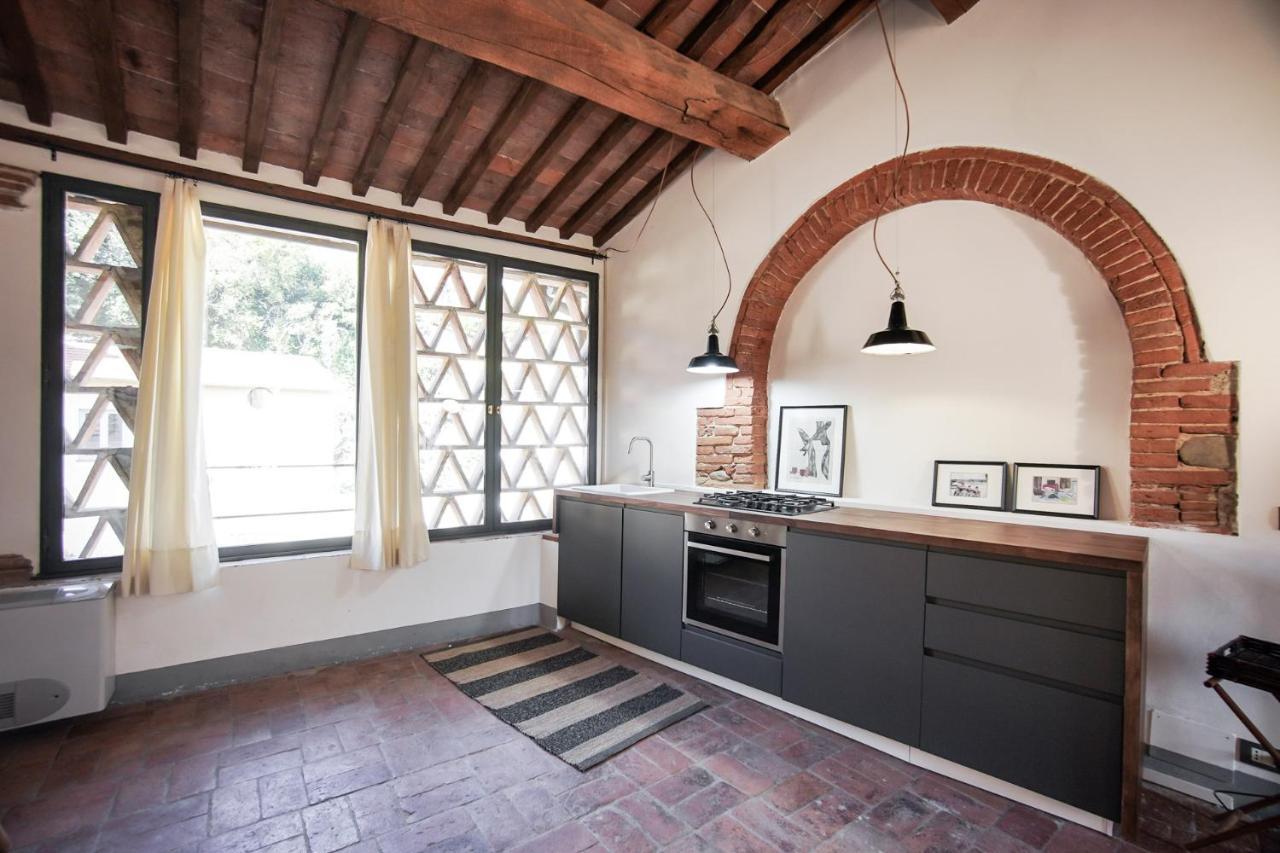 La Fabbrica Bed and Breakfast Calci Buitenkant foto
