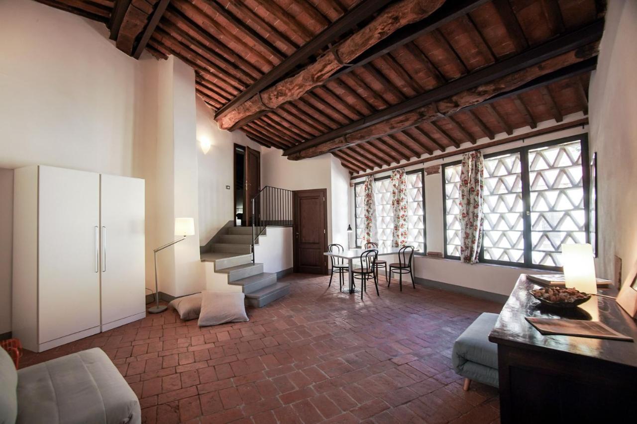 La Fabbrica Bed and Breakfast Calci Buitenkant foto