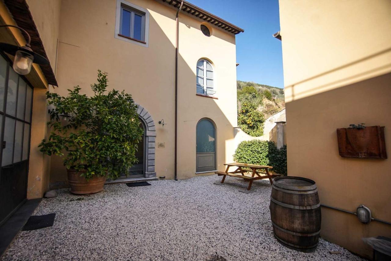 La Fabbrica Bed and Breakfast Calci Buitenkant foto